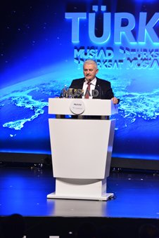 1450088619_Ula__t__rma__Denizcilik_ve_Haberle__me_Bakan___Binali_Y__ld__r__m_2